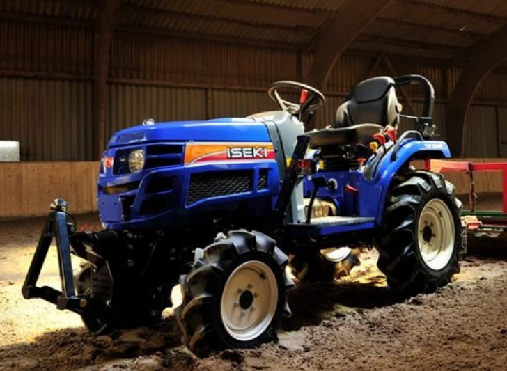 Iseki Allrad-Universalschlepper TM 3217 AL Grundmaschine ohne Bereifung